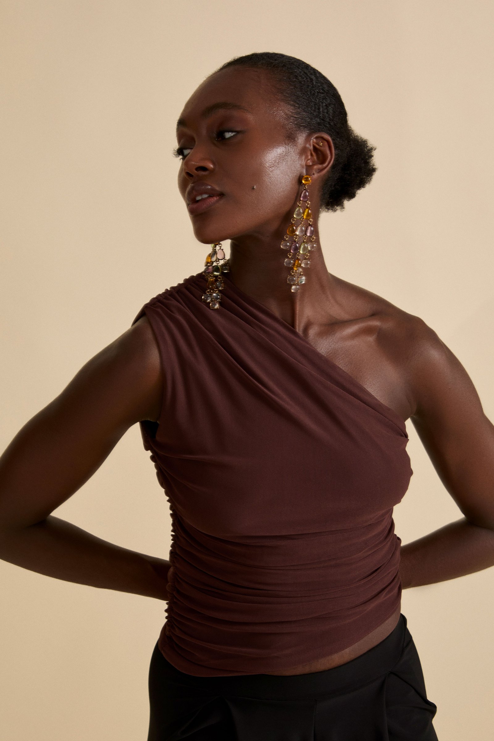 AURA ONE SHOULDER ASYMMETRIC TOP - Chocolate Fondant